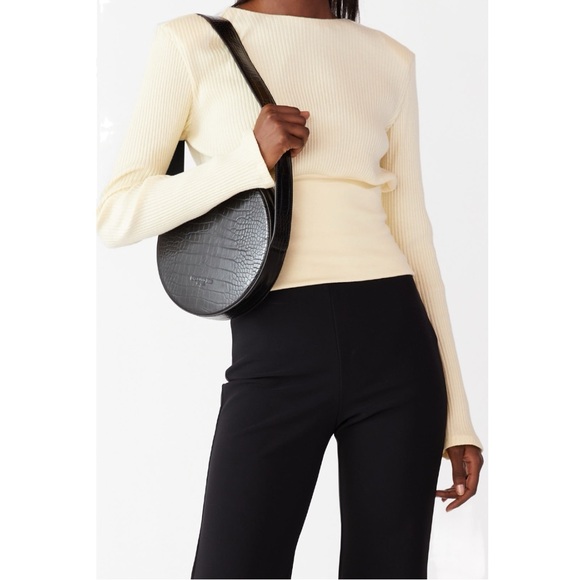 NWT Orseund Iris “Le Circle” Black Embossed Crocodile Vegan Leather Shoulder Bag - Picture 3 of 16